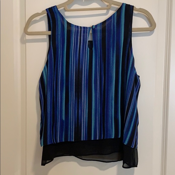 NWT! Bisou Bisou Top - Picture 2 of 4